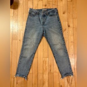 * SOLD* Levi’s wedgie denim